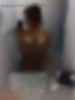 I am a woman wanting a fuck in Mocksville woman.
